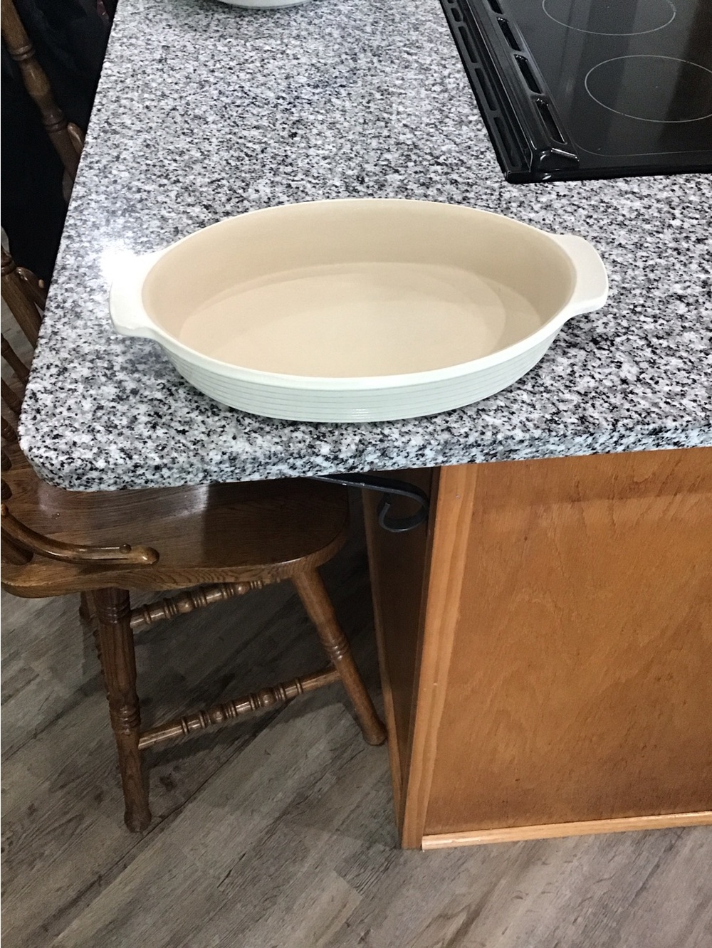 The Pampered Chef Cream Ceramic Oval Serving Platter with Handles